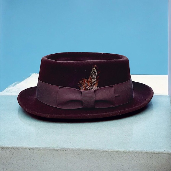 Vintage Other - Vintage Golden Gate Hat Co. "Belmont" hat in Brown w/ Feather pork pie fedora